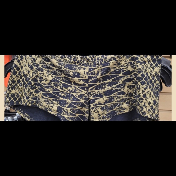 MahaDevi Reptile Print Dress - Picture 5 of 6